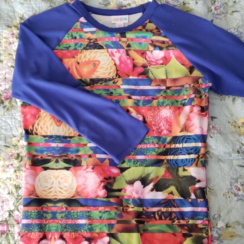 ⭐ SOLD ⭐ LuLaRoe floral Randy